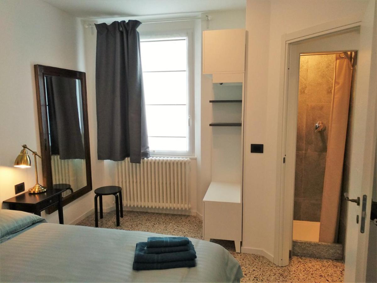 مانديلو ديل لاريو Residenza Laurum المظهر الخارجي الصورة