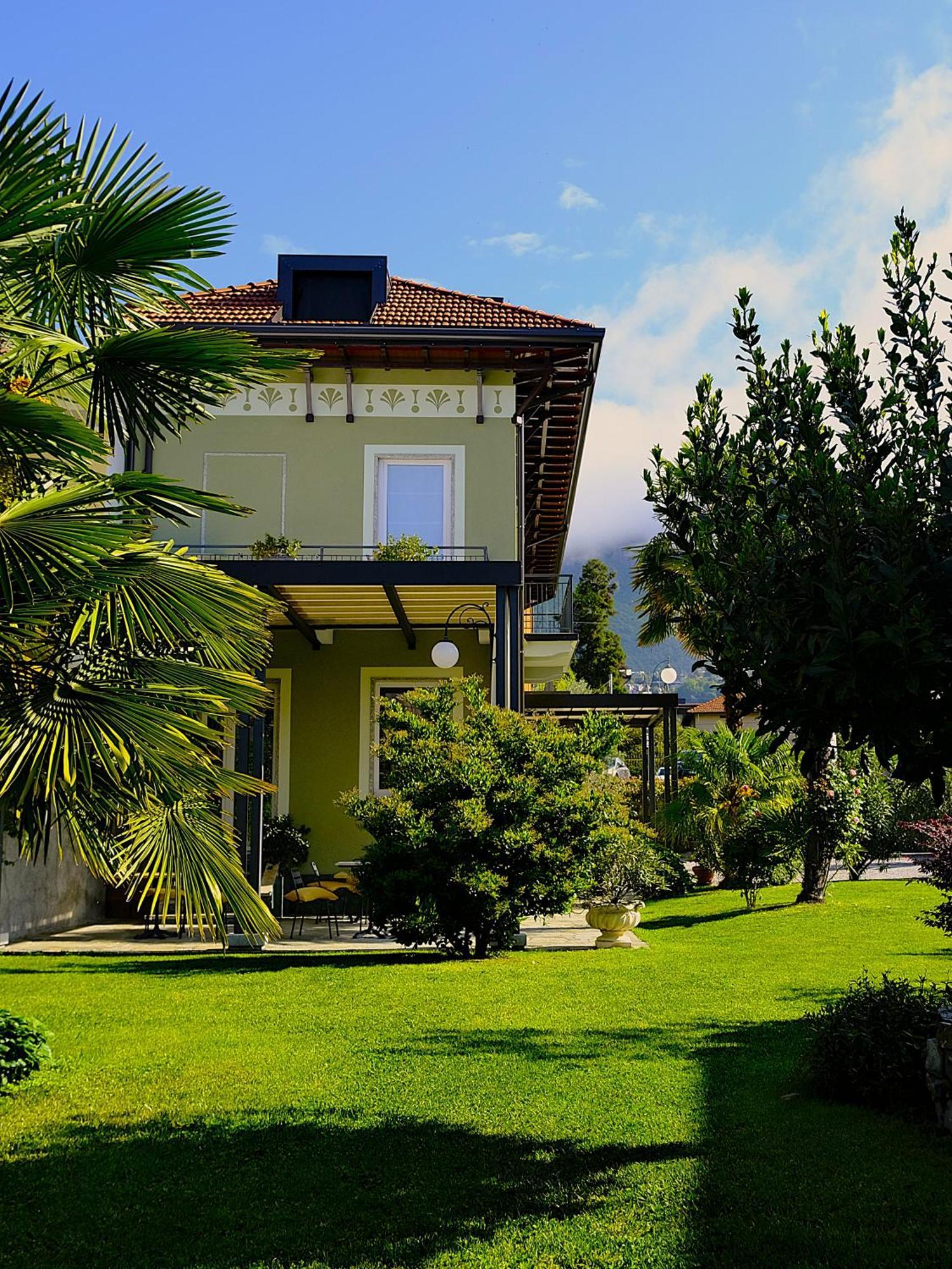 مانديلو ديل لاريو Residenza Laurum المظهر الخارجي الصورة